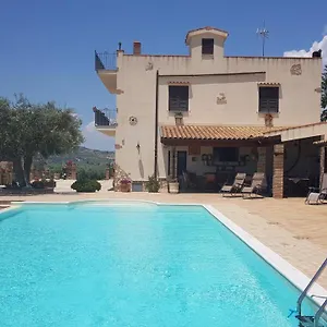 https://bb-a-robba-de-pupi.sicilyhotelsitaly.net
